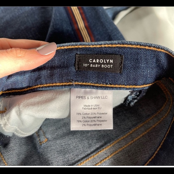 Flattering VERONICA BEARD Carolyn "Baby Boot" Stretch Button Fly Jeans - Picture 8 of 9